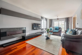 Globalstay. Tranquil Family Retreat. Free Parking